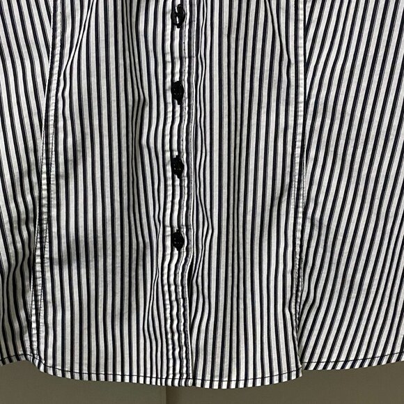 Worthington, black & white stripe, 3/4 sleeve, button-down blouse, size PM - Picture 6 of 10